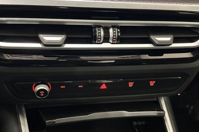 2023 BMW 3 Series 330i