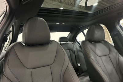 2024 BMW 3 Series 330i