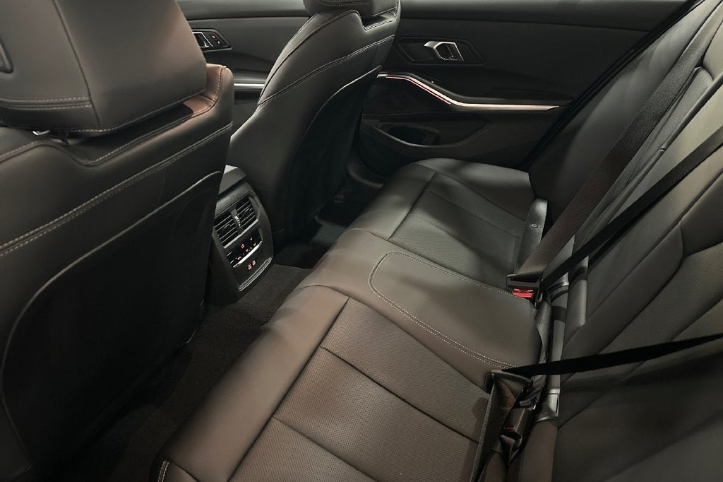 2026 BMW 3 Series 330i xDrive