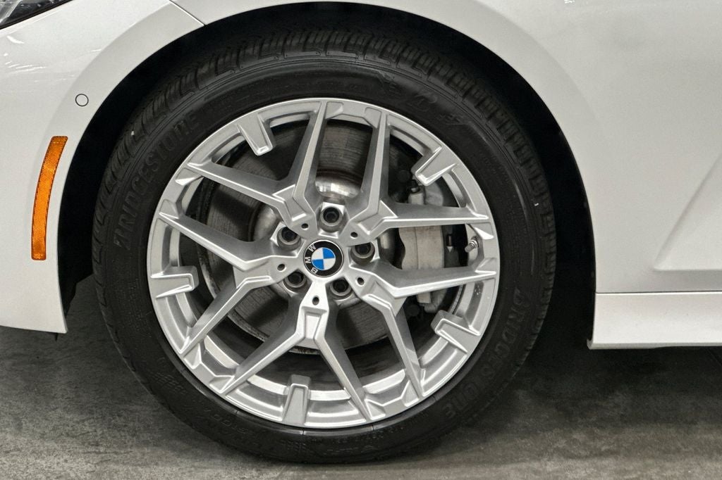 2025 BMW 3 Series 330i xDrive