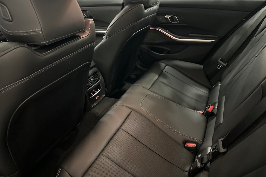 2026 BMW 3 Series 330i xDrive