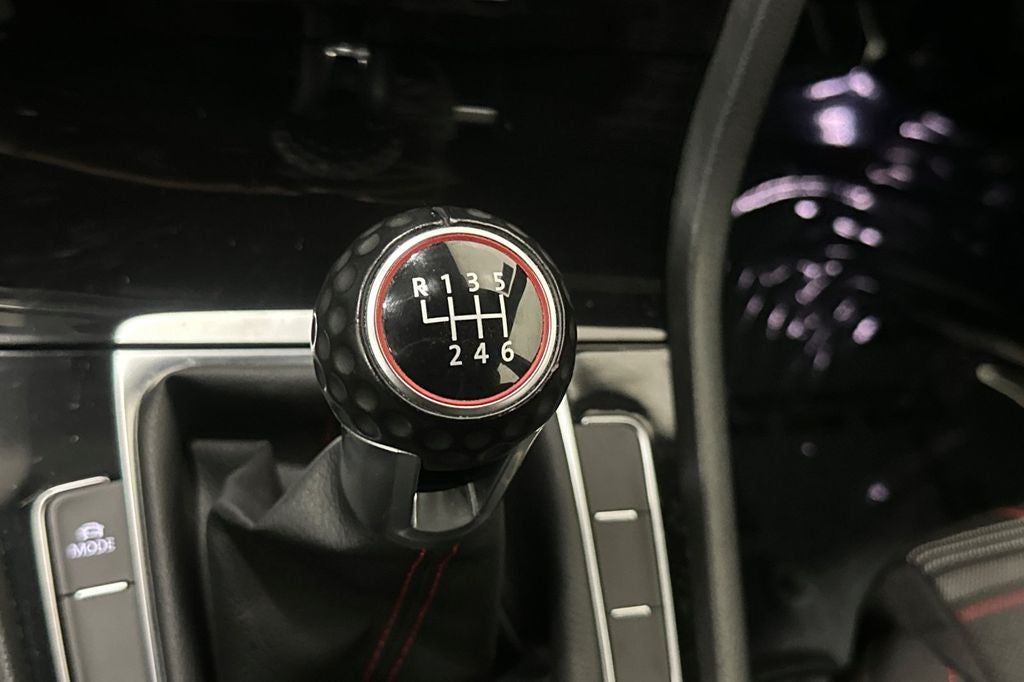 2019 Volkswagen Golf GTI 2.0T S