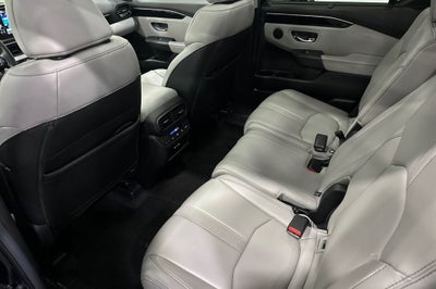 2024 Honda Pilot Touring