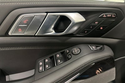 2027 BMW X7 xDrive40i