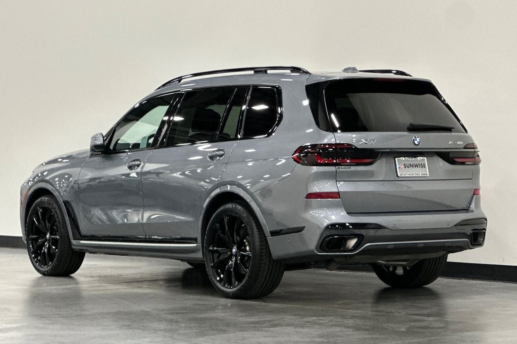 2024 BMW X7 xDrive40i