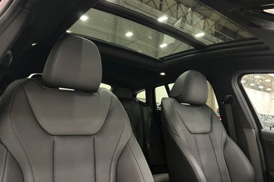 2025 BMW X4 xDrive30i