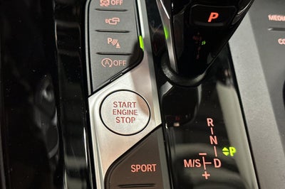 2025 BMW X4 xDrive30i