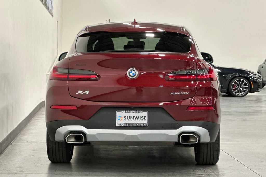 2025 BMW X4 xDrive30i