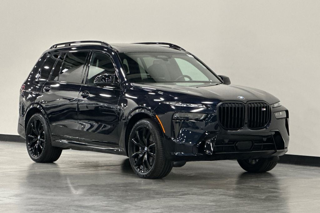 2024 BMW X7 M60i