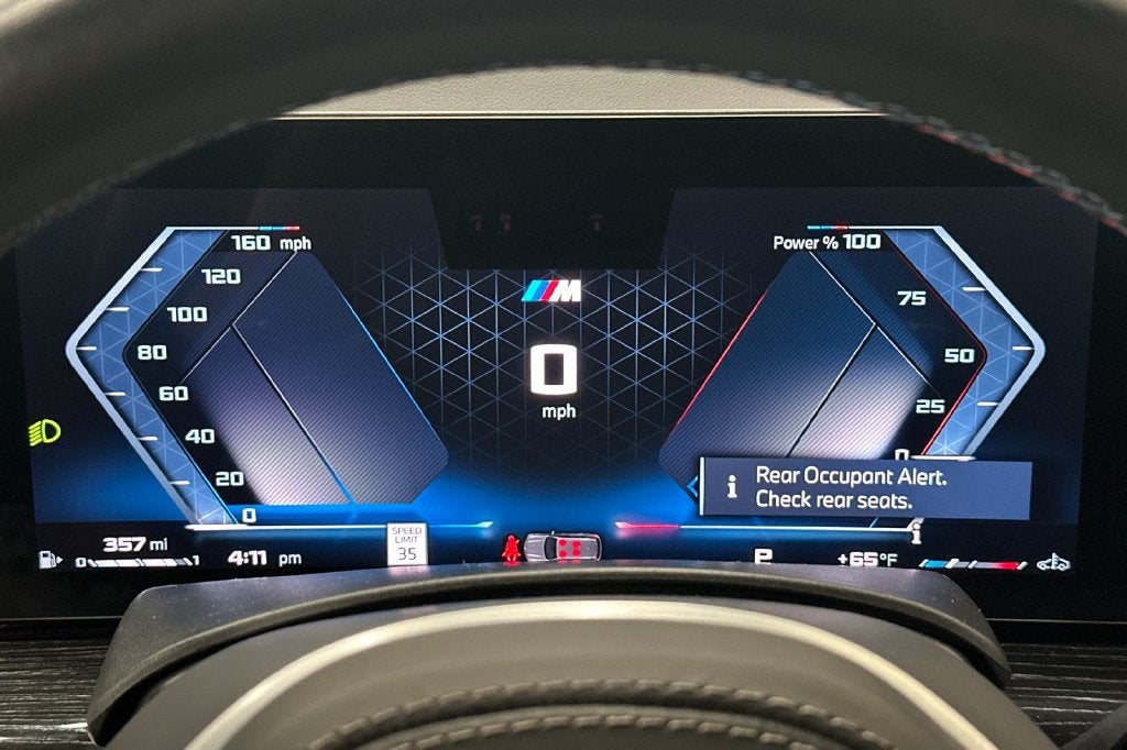 2025 BMW X7 M60i
