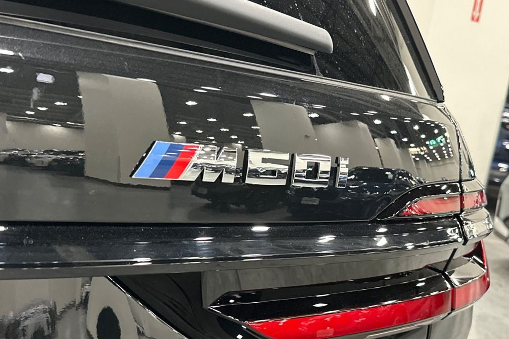 2026 BMW X7 M60i