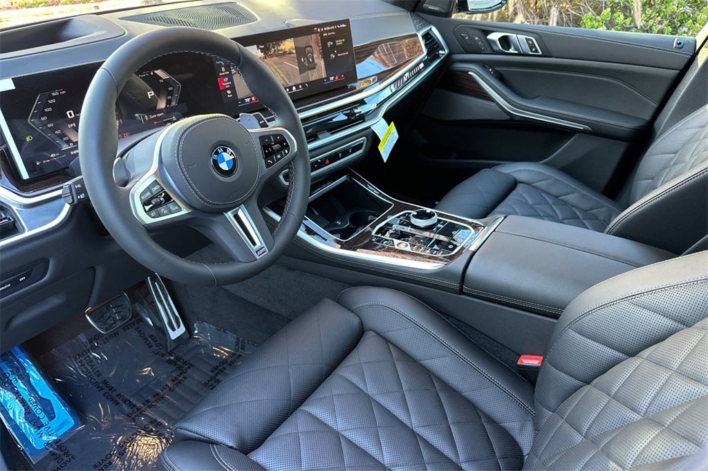 2026 BMW X5 M60i