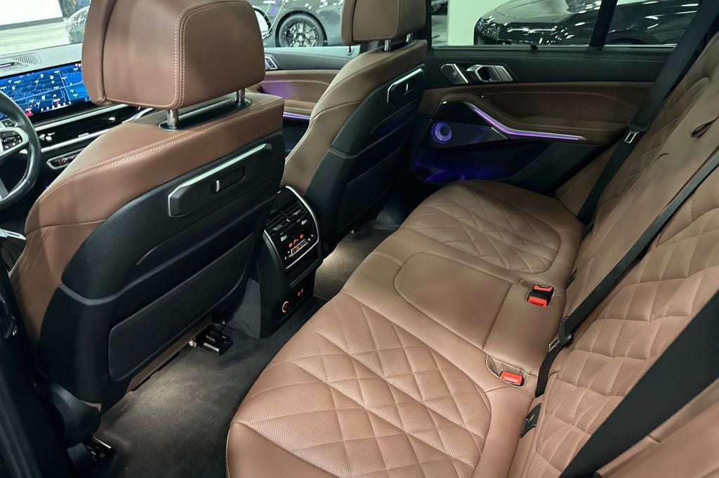 2024 BMW X5 M60i