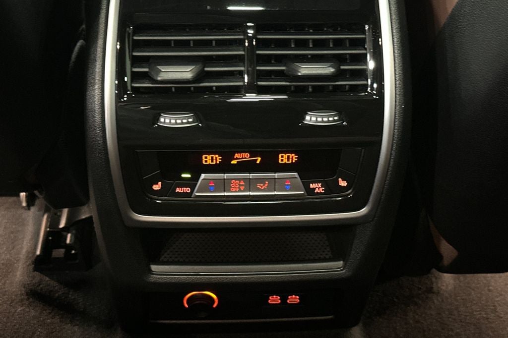 2024 BMW X5 M60i
