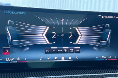 2024 BMW X5 M60i