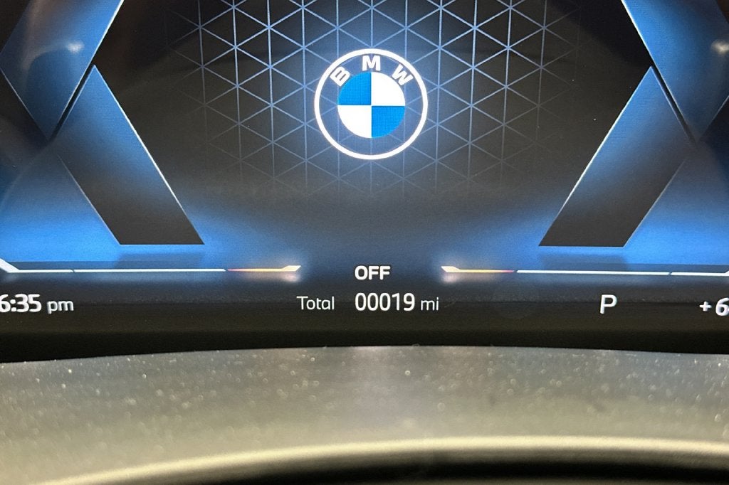 2027 BMW X6 xDrive40i