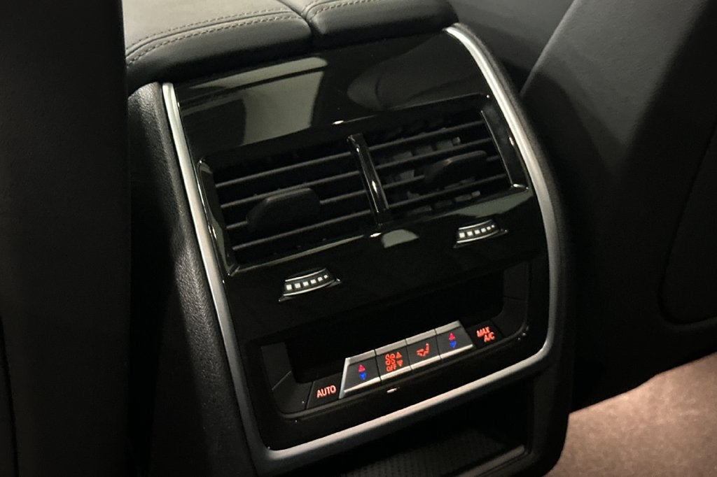 2024 BMW X5 xDrive50e