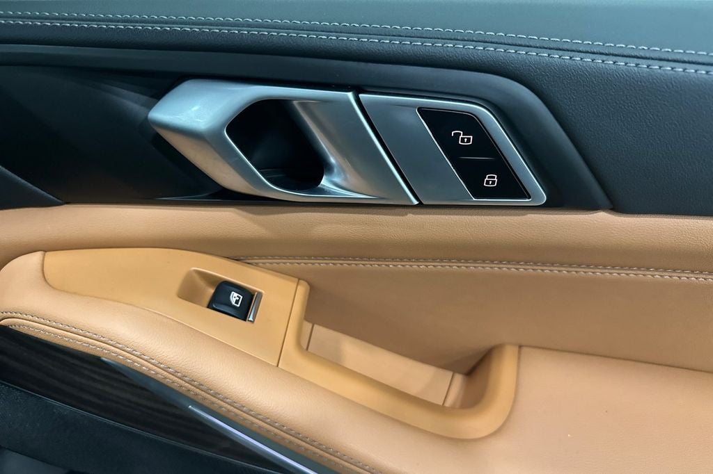 2024 BMW X5 xDrive50e