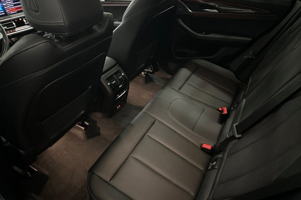 2024 BMW X3 M40i