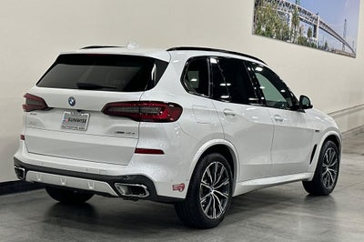 2023 BMW X5 xDrive45e