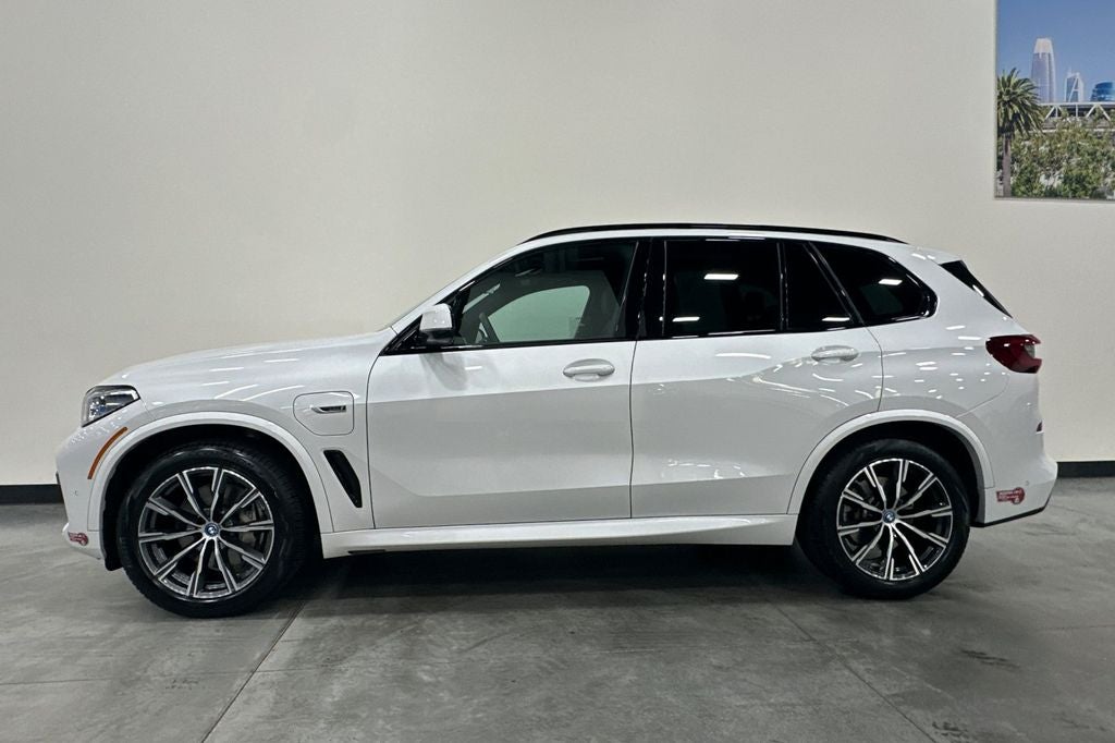 2023 BMW X5 xDrive45e