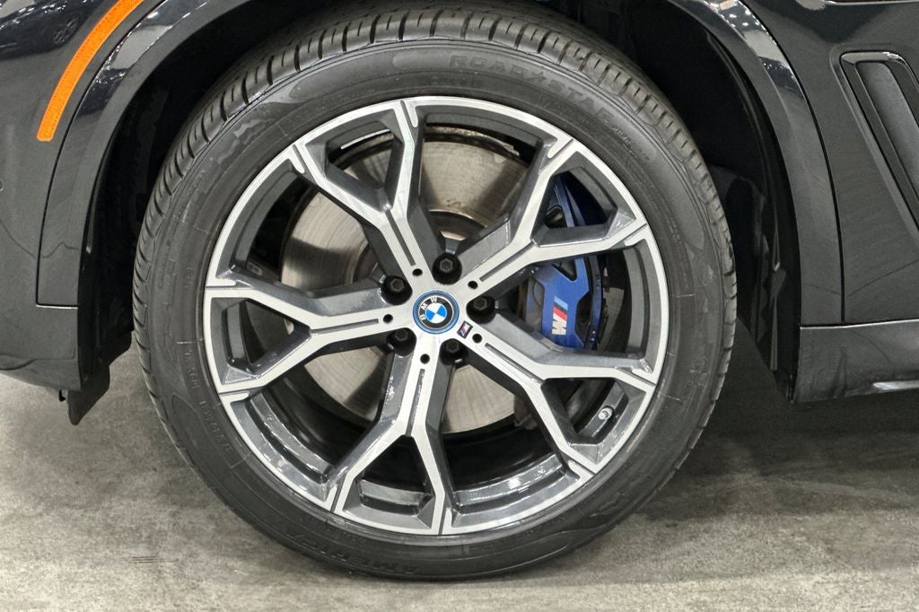 2023 BMW X5 xDrive45e