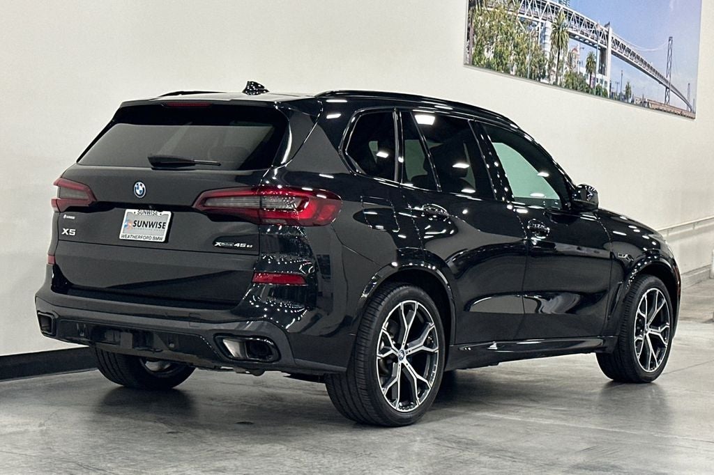 2023 BMW X5 xDrive45e