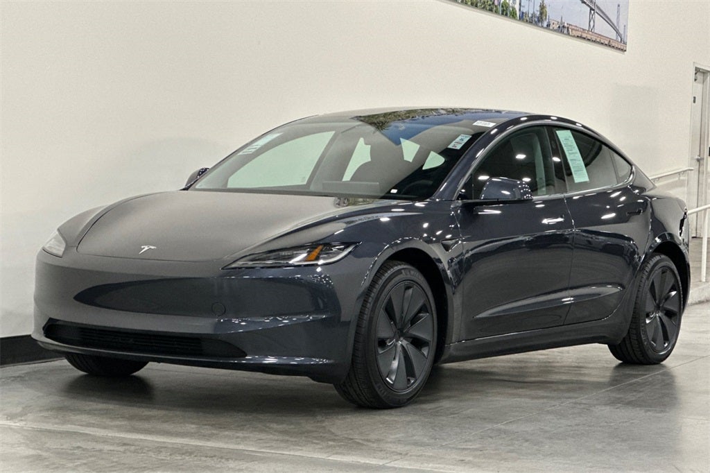 2025 Tesla Model 3 Long Range
