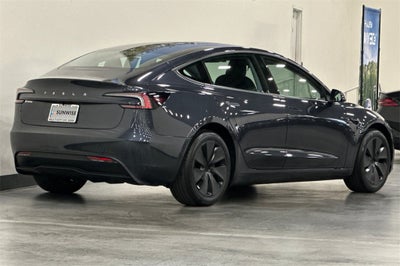 2025 Tesla Model 3 Long Range