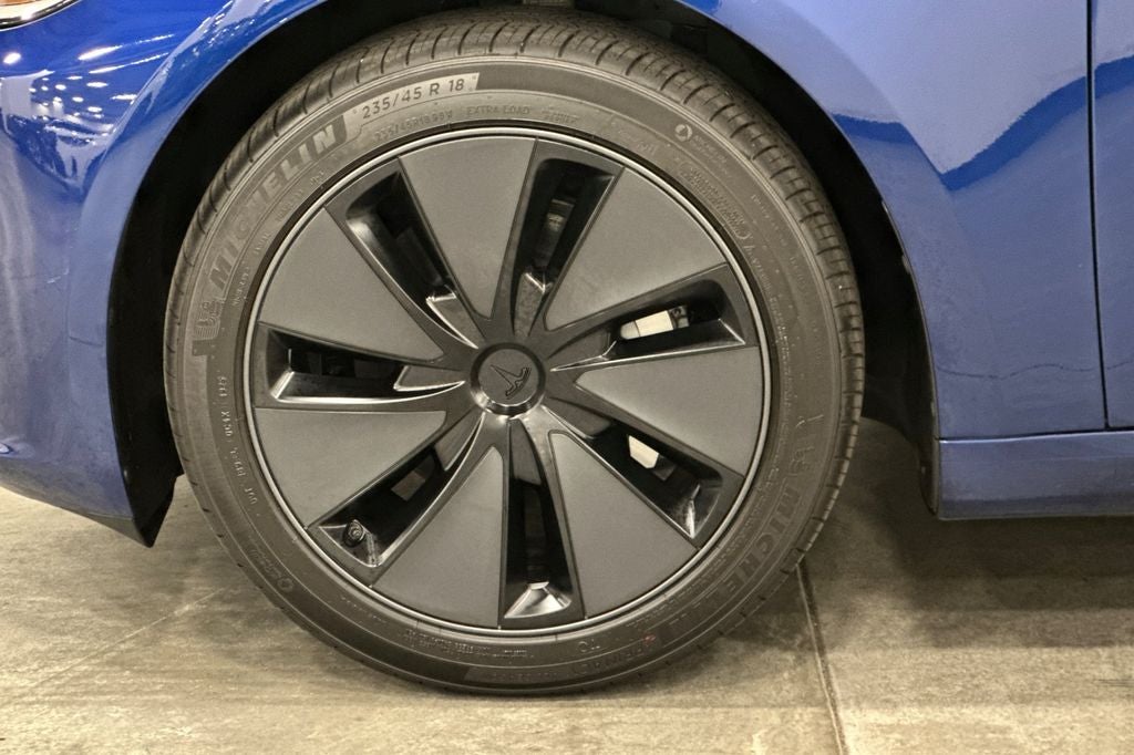 2026 Tesla Model 3 Premium