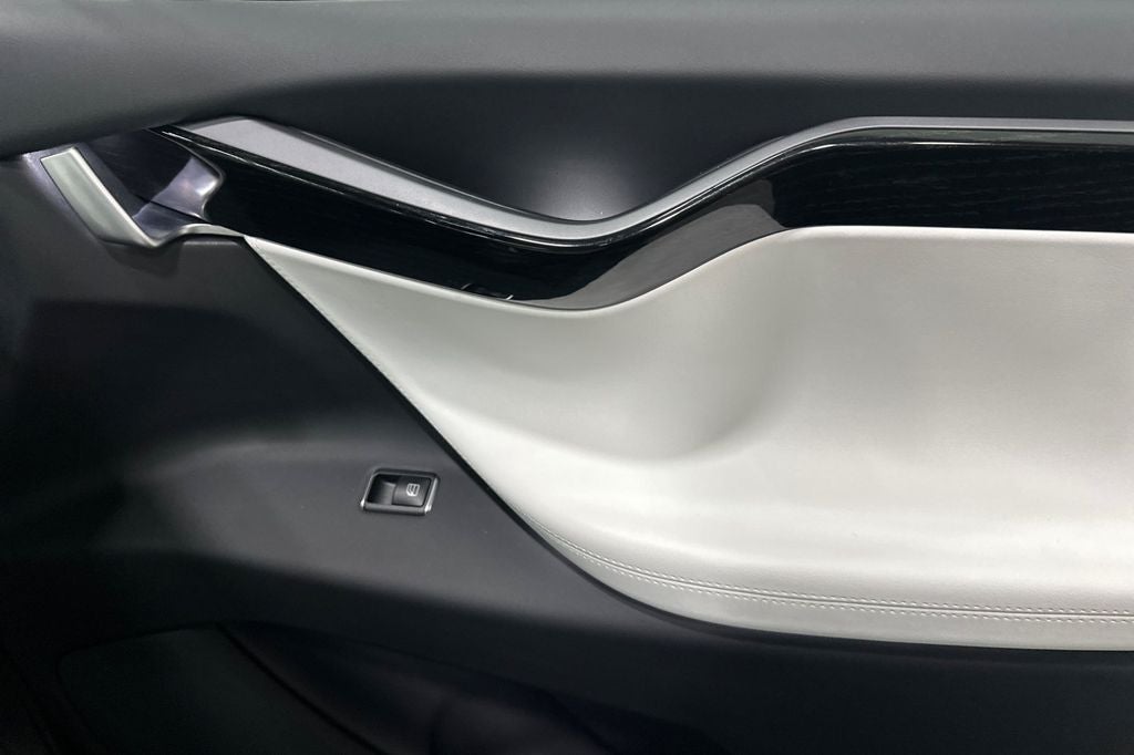 2020 Tesla Model X Long Range