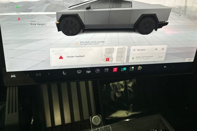 2024 Tesla Cybertruck Base