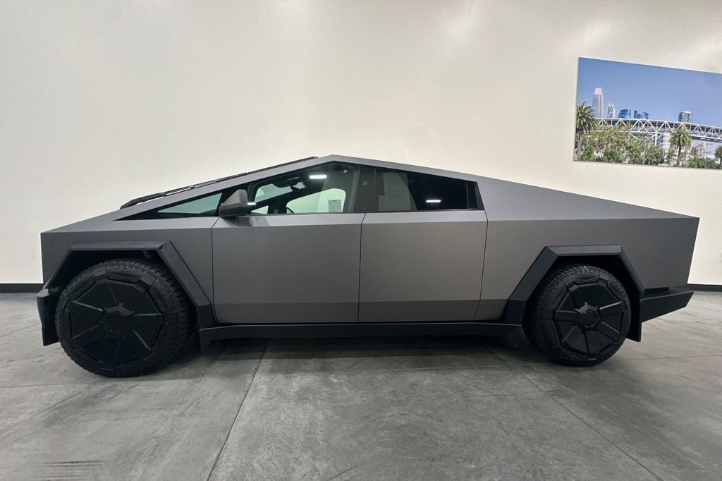 2024 Tesla Cybertruck Base