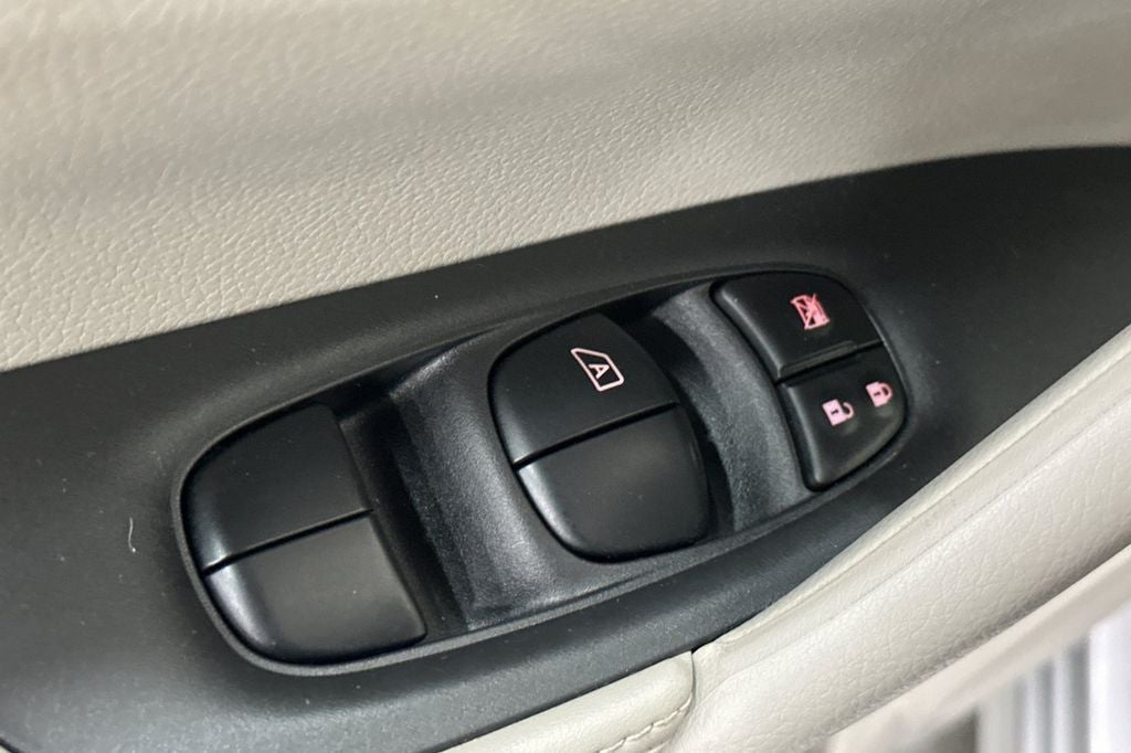 2020 Nissan Rogue Sport SV