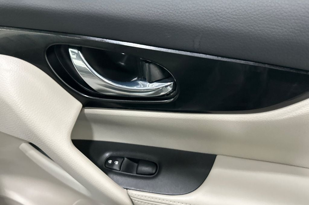 2020 Nissan Rogue Sport SV