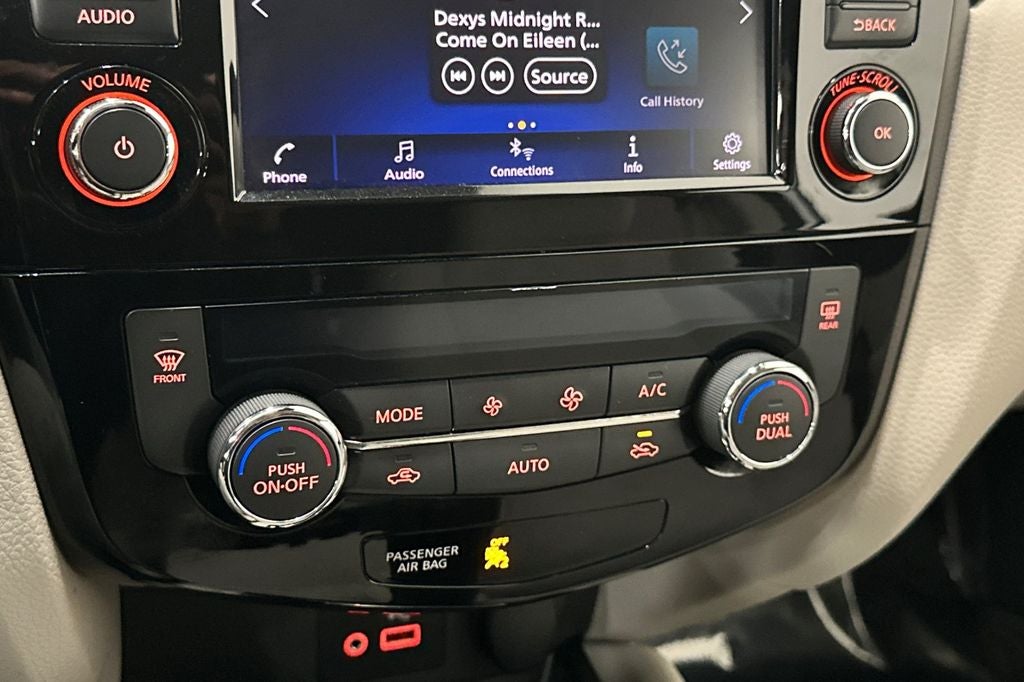 2020 Nissan Rogue Sport SV