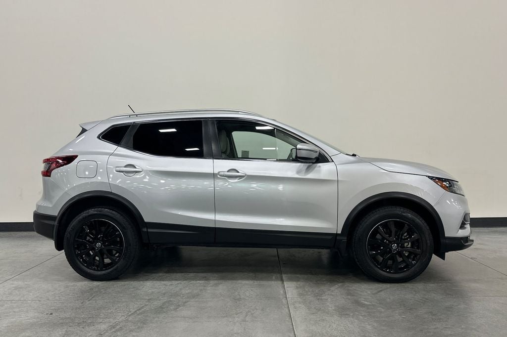 2020 Nissan Rogue Sport SV