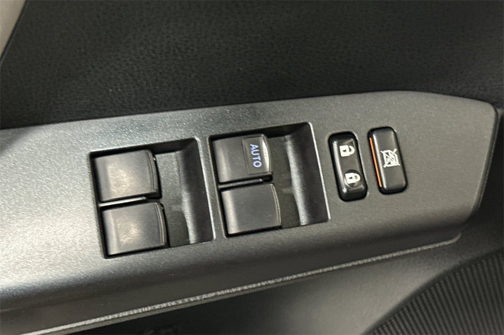 2017 Toyota RAV4 Hybrid XLE