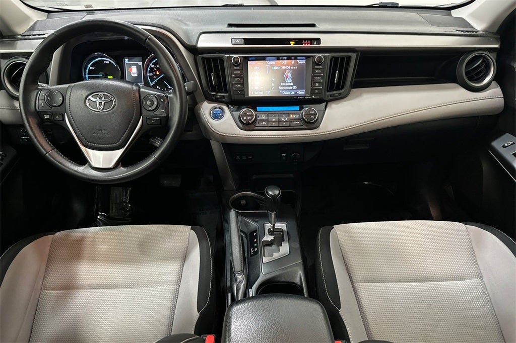 2017 Toyota RAV4 Hybrid XLE