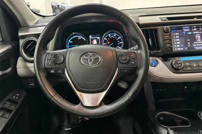 2017 Toyota RAV4 Hybrid XLE