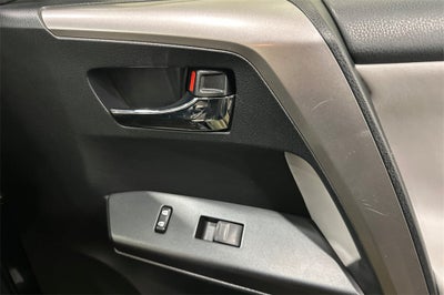 2017 Toyota RAV4 Hybrid XLE