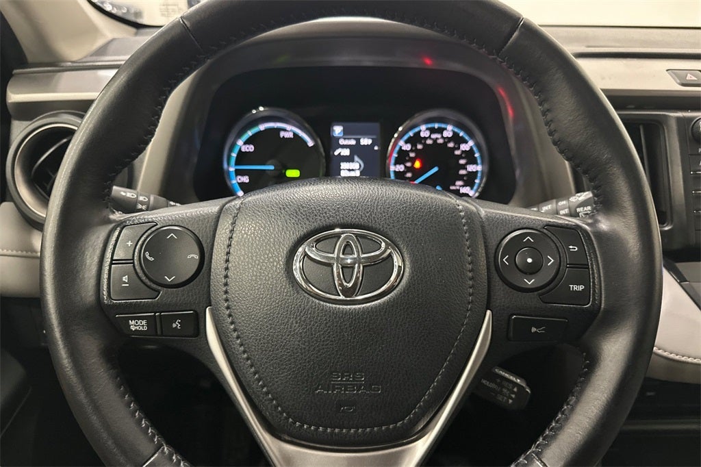 2017 Toyota RAV4 Hybrid XLE