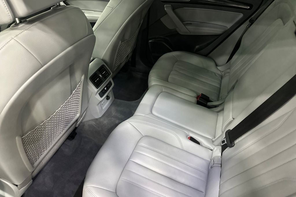 2020 Audi Q5 45 Premium Plus quattro