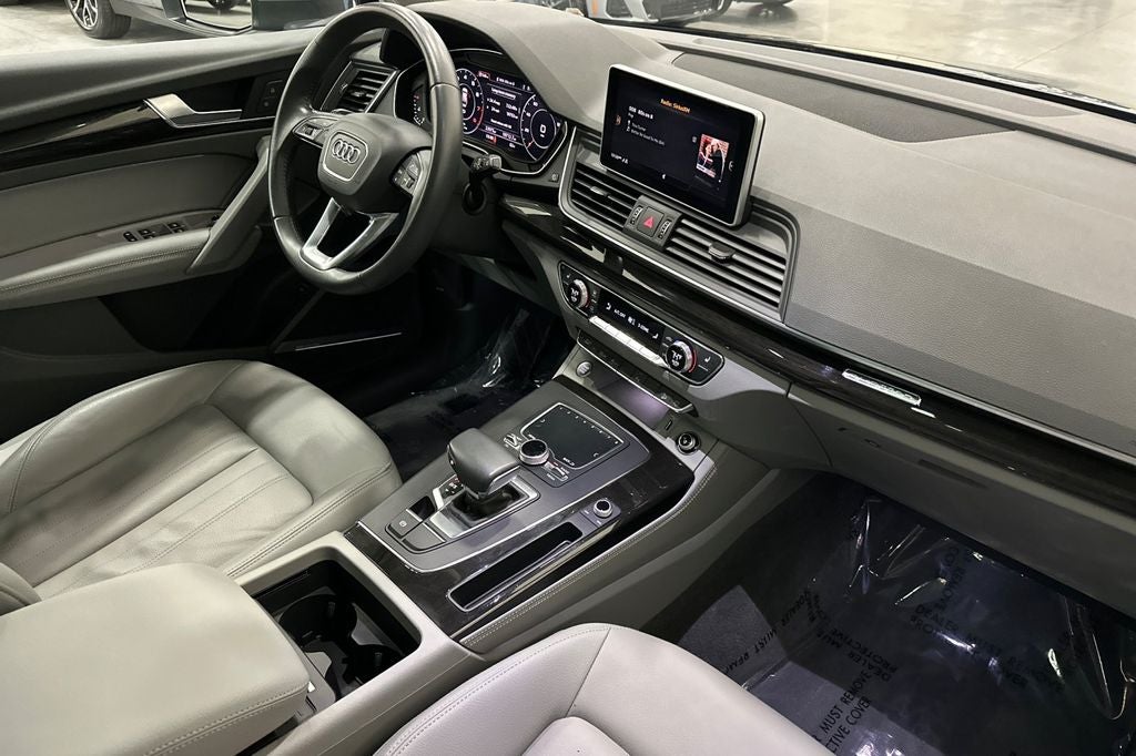 2020 Audi Q5 45 Premium Plus quattro
