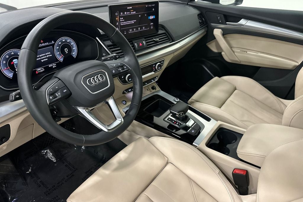 2025 Audi Q5 45 S line Premium quattro