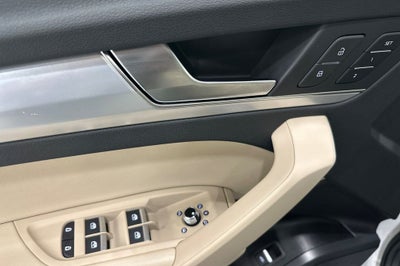 2025 Audi Q5 45 S line Premium quattro