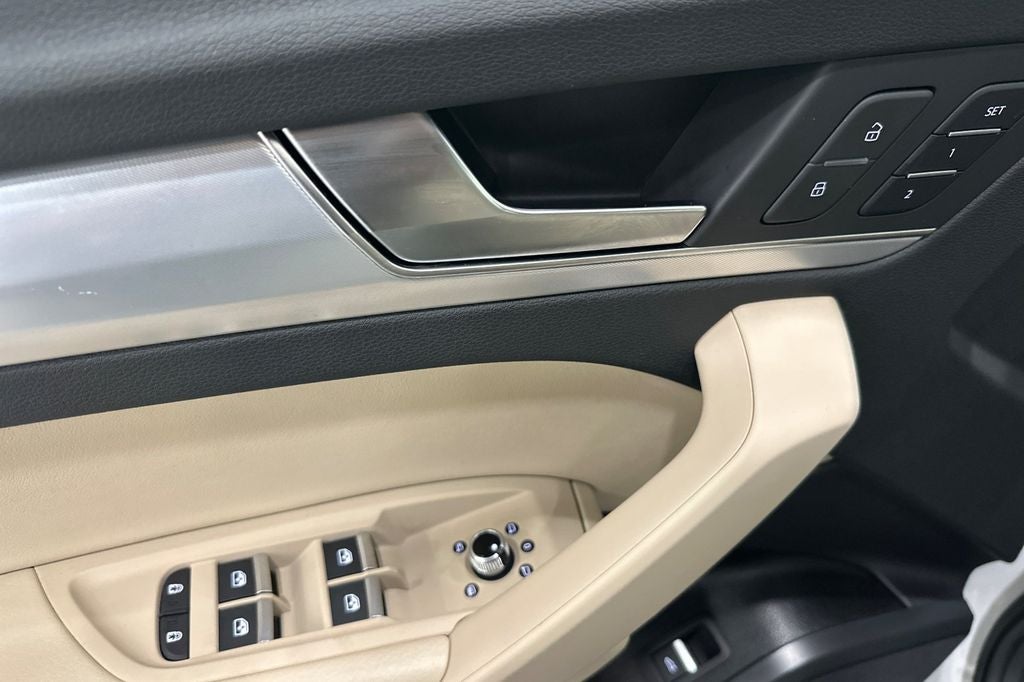 2025 Audi Q5 45 S line Premium quattro