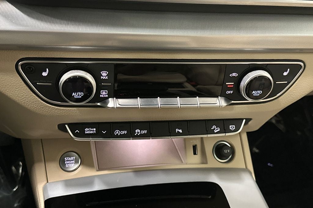 2025 Audi Q5 45 S line Premium quattro