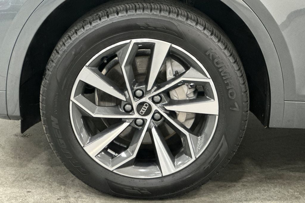2024 Audi Q5 45 S line Premium quattro
