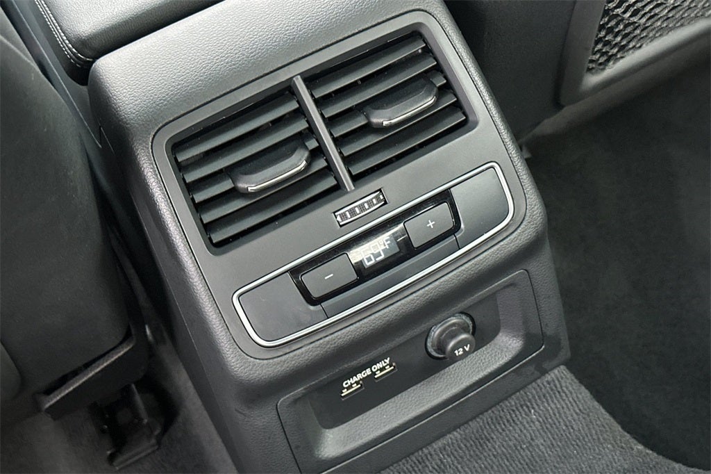 2024 Audi A4 45 S line Premium Plus quattro